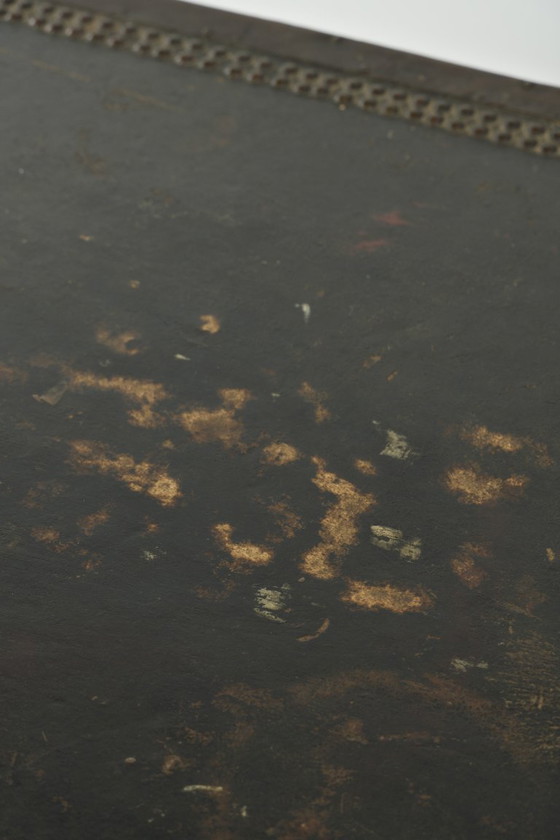 Characterful antique Chinese chest from the 19th century with a beautiful patina, finished with decorative (photo 9 of 14)