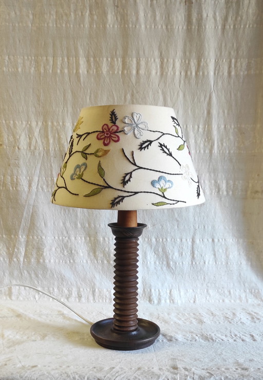 Turned solid wood table lamp - 1960s/70s