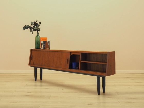 Teak sideboard with illuminated section and sliding doors, Denmark, 1960s – Wood (photo 6 of 14)