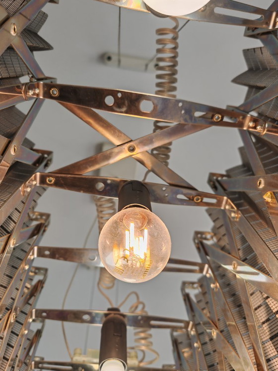 Image 1 of Lampada a sospensione Luceplan Plissé – Tessuto plissettato nero – 7 luci – Design lineare di grandi dimensioni