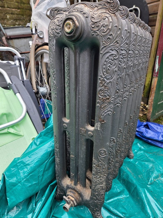 Image 1 of Gusseiserner Heizkörper