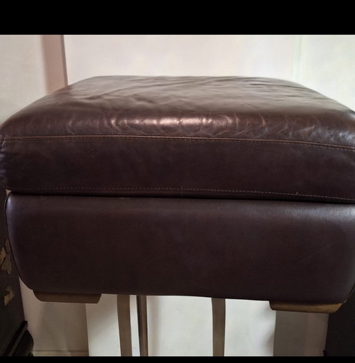 Tabouret en cuir avec compartiment de rangement
