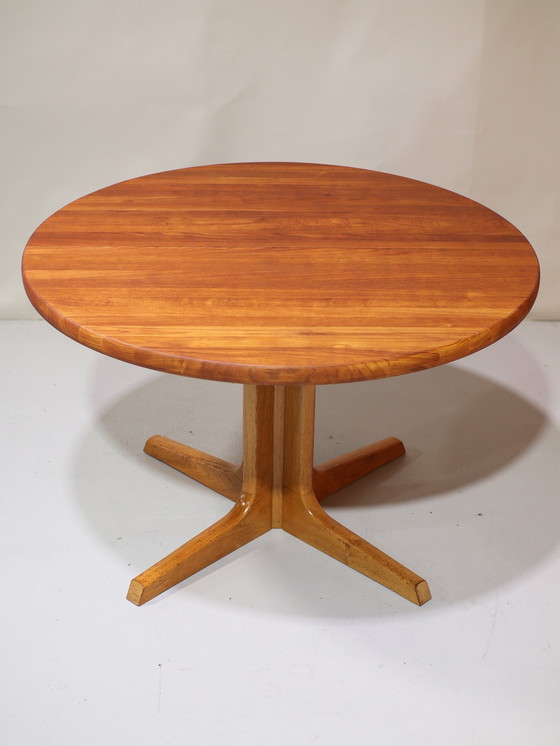 Image 1 of Round Dining Table Extendable Gudme Teak Danish
