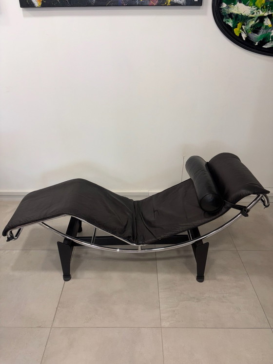 Chaise longue LC4 di Le Corbusier per Cassina, anni '90 – Pelle (photo 12 of 15)