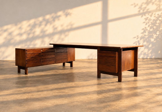 Scrivania direzionale vintage | Scrivanie | anni '50, Legno, Marrone, Mid Century Modern (foto 2 di 14)