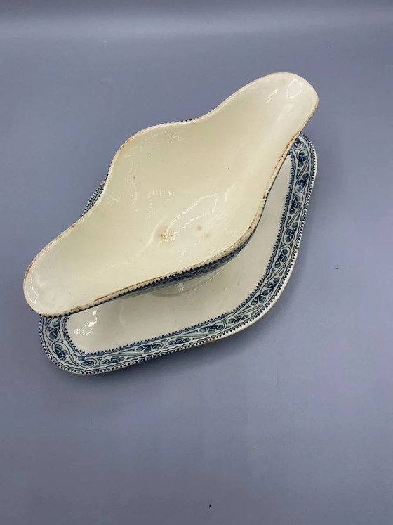 Boulenger Choisy-le-Roi Faience Gravy Boat, Champigny Pattern, with Original Attached Stand – Crockery (photo 3 of 7)