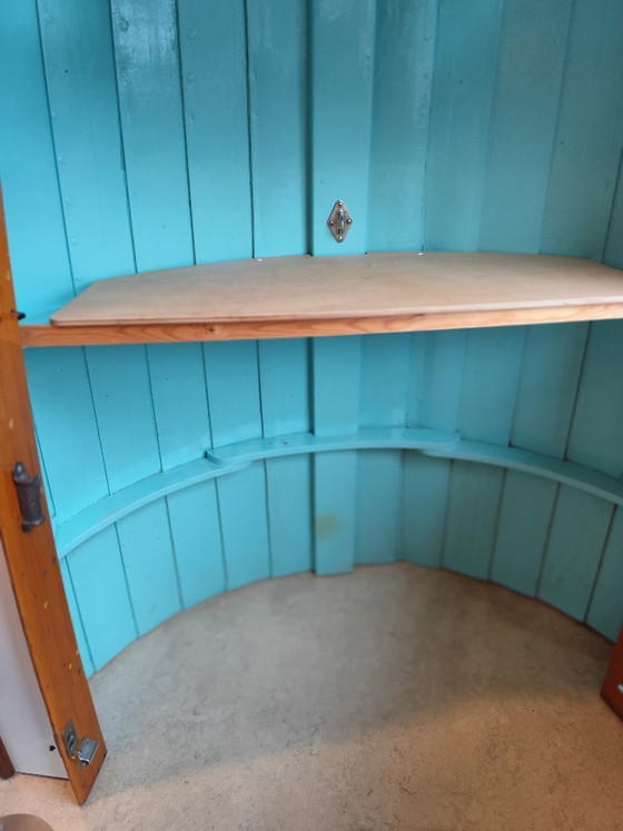 Image 1 of Kast van halve zeilboot