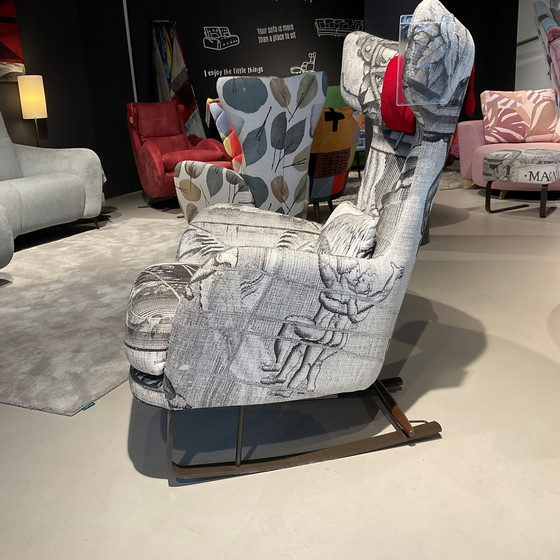 Image 1 of Fama Kangou fauteuil met poef