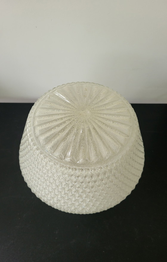 Image 1 of Mid-Century plafonniere met prachtig patroon in het glas jaren '50/'60.
