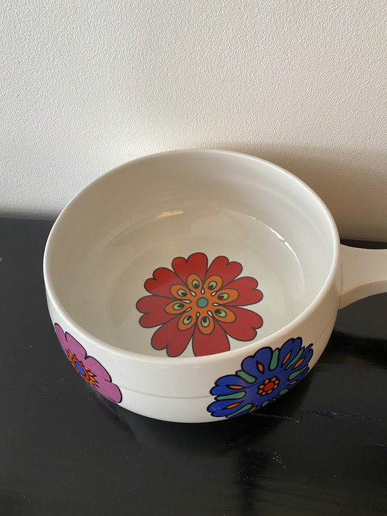 Image 1 of Rara pentola per fonduta di verdure vintage Villeroy & Boch degli anni '60/'70, variante floreale del modello Acapulco.