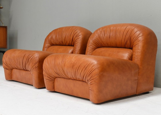 Zwei Lounge-Sessel von Rossi di Albizzate aus cognacfarbenem Leder, Italien – 1970er Jahre – Leather (photo 11 of 15)