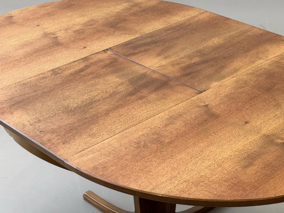 Image 1 of Extendable round table made of walnut wood, 1960s