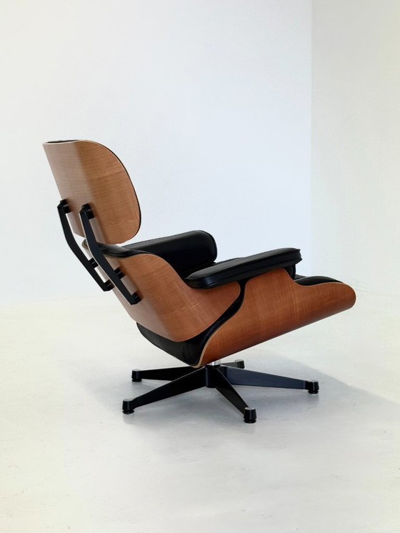 Image 1 of Eames Lounge Chair de Charles y Ray Eames para Vitra