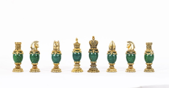 Image 1 of Jeu d'échecs Fabergé vintage en noyer, marbre d'Amboine et malachite, XXe siècle