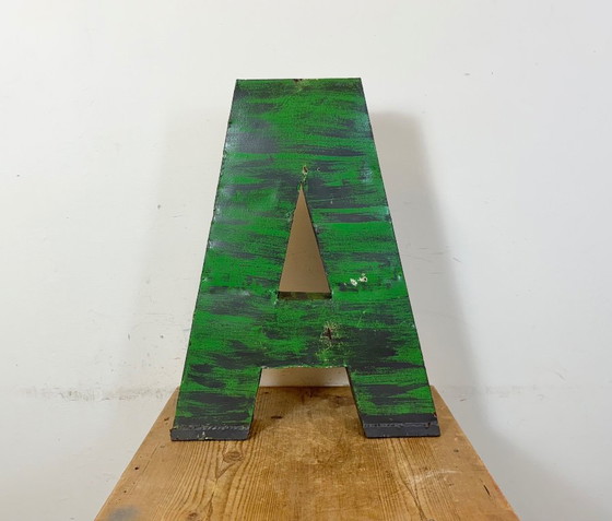 Image 1 of Großer, antiker grüner Eisenfassadenbuchstabe A, 1970er Jahre