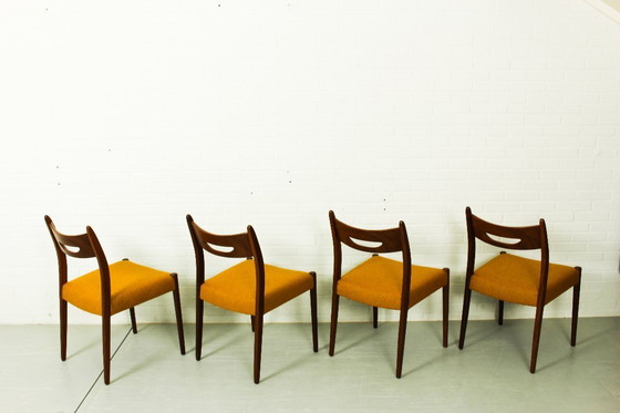 Image 1 of Set van 4 vintage teakhouten fauteuils, jaren 60