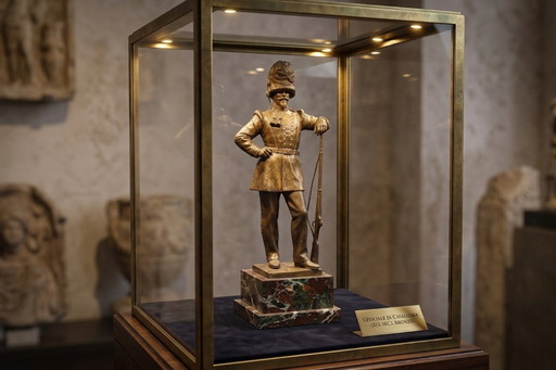 Sculpture en bronze importante : « Soldat » – Fonderie Laganà, Naples (XXe siècle)