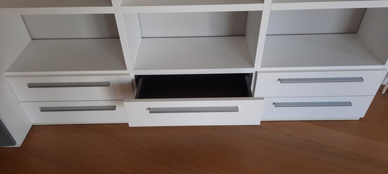 Image 1 of Giellesse, marchio italiano di mobili da parete flessibili dal design unico