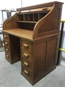 Bureau avec volet roulant en chêne clair
