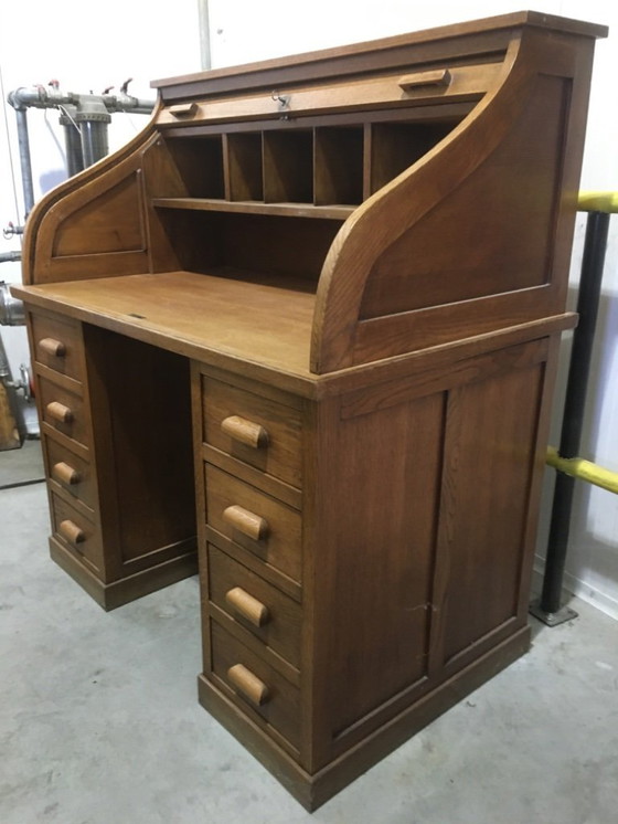 Image 1 of Desk with shutter in light oak