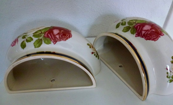 Image 1 of 2x Vintage Romantic Modica Gouda Pottery - Vaso da fiori - Vaso da parete