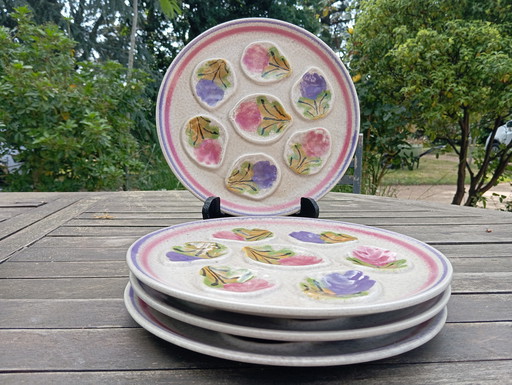 4 vintage 1960 oyster plates with multicolored floral design by MBFA - France