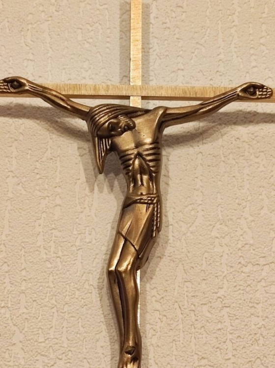 Image 1 of Crocifisso brutalista