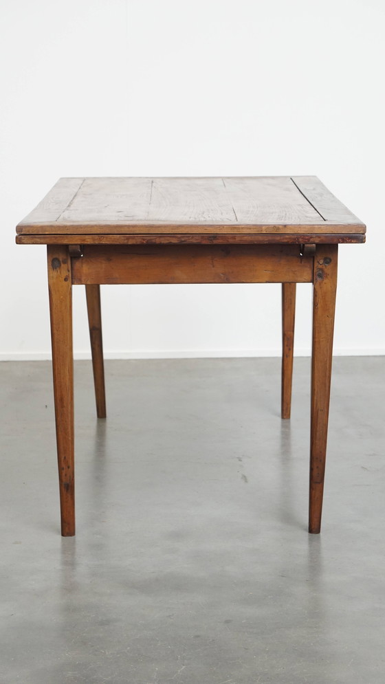 Image 1 of English antique extendable dining table