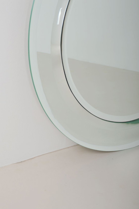 Image 1 of Grande specchio vintage con bordo a doppia sfaccettatura