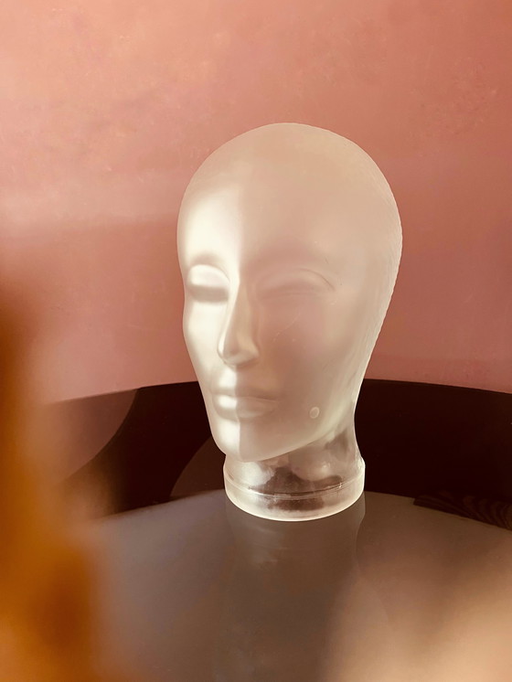 Image 1 of Design Glaskopf im Stil der 80er Jahre