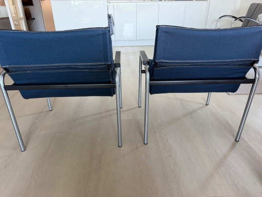 Kembo Lounge Chair von Just Meijer – stoelen fauteuils, Metal, Textile (photo 2 of 5)