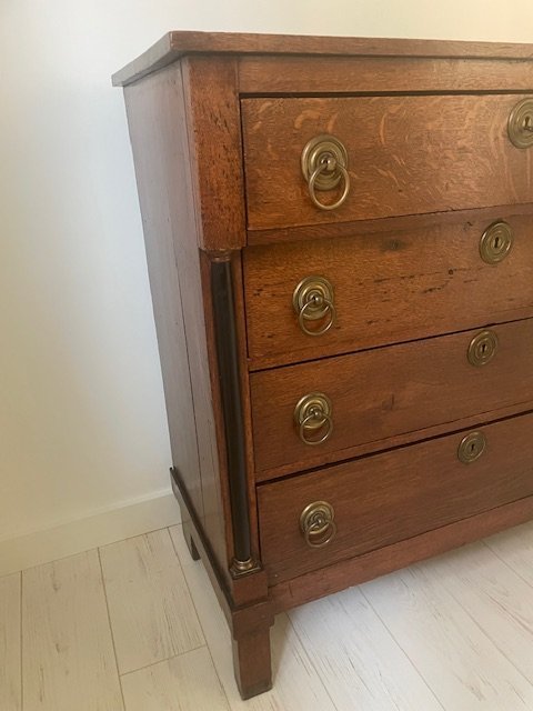 Image 1 of Classic Chest of Drawers With 4 Drawers