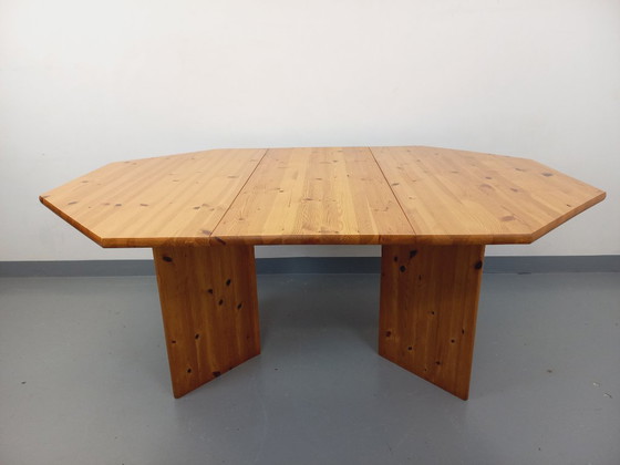 Image 1 of Tavolo da pranzo ottagonale in pino vintage anni '80 con prolunga