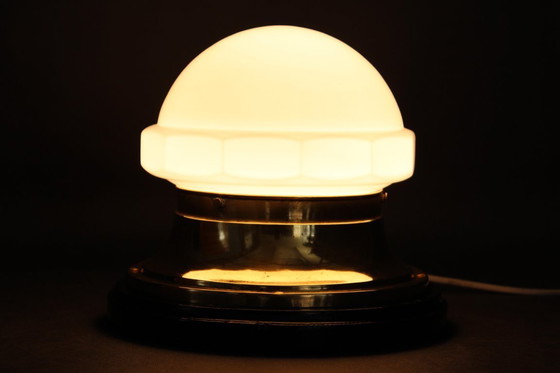 Image 1 of Secessie messing en glazen tafellamp uit 1920, Tsjecho-Slowakije