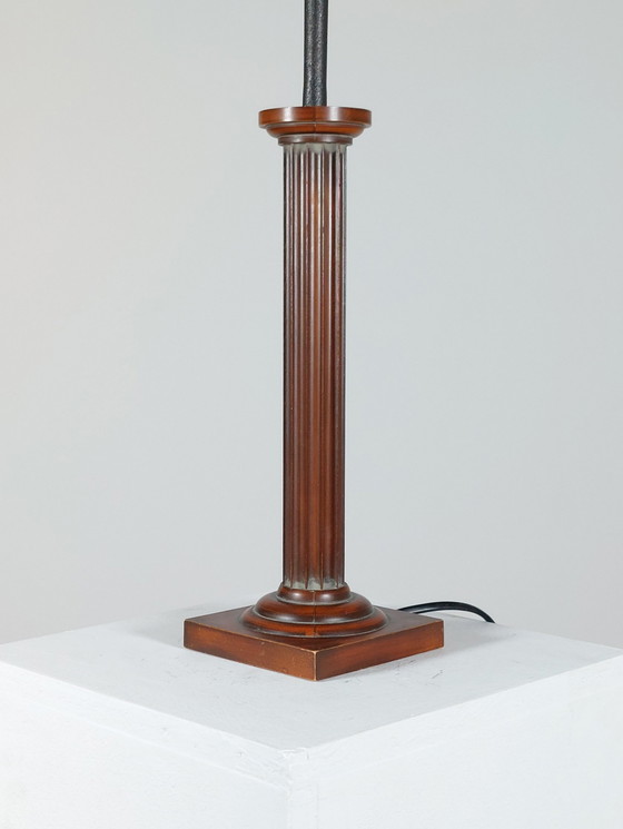 Image 1 of Lampada da tavolo vintage, lampada da comodino, decorazione a colonna, paralume plissettato in plastica