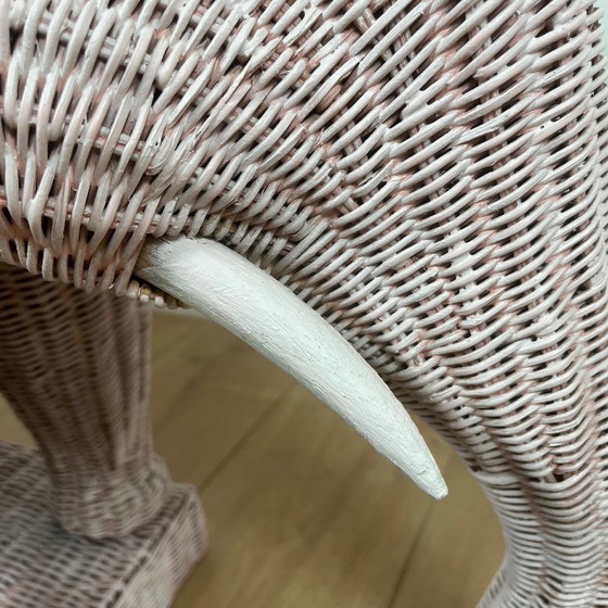 Image 1 of Table d’appoint vintage en rotin en forme d'éléphant, att. à Vivai del Sud, italie, 1960 - 1970