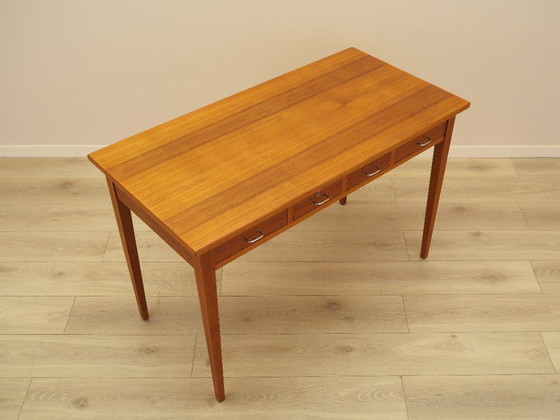 Image 1 of Escritorio de teca, diseño danés, década de 1970, fabricado en Dinamarca.