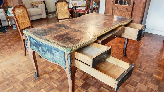 Image 1 of Groot Louis XV-bureau in chinoiserie en palissanderhout - zeldzaam stuk