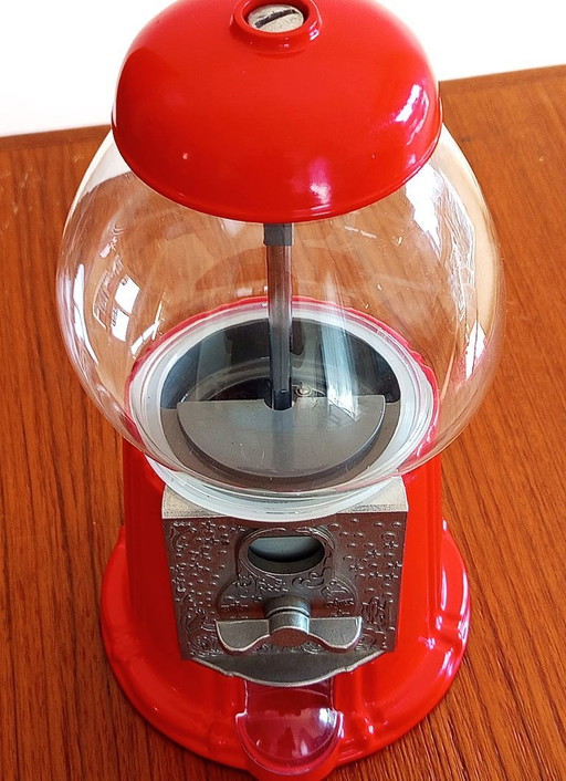 CHEWING GUM MACHINE OR BALLS, CANDY, SWEETS, CANDIES