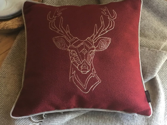 Cuscino Rawhide Home Collection - Chalet My Deer - Berry – Rohleder, Cuscini, Textile (photo 2 of 8)