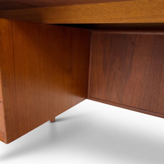 Image 1 of Scrivania direzionale in teak di Arne Vodder per Brouer, anni '60