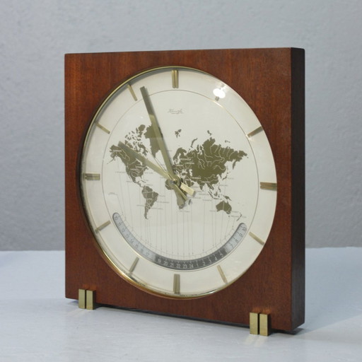 Orologio da tavolo vintage Kienzle World Time degli anni '50 in teak e ottone