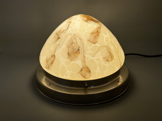Image 1 of Vintage gemarmerde plafondlamp - elegantie in glas en metaal