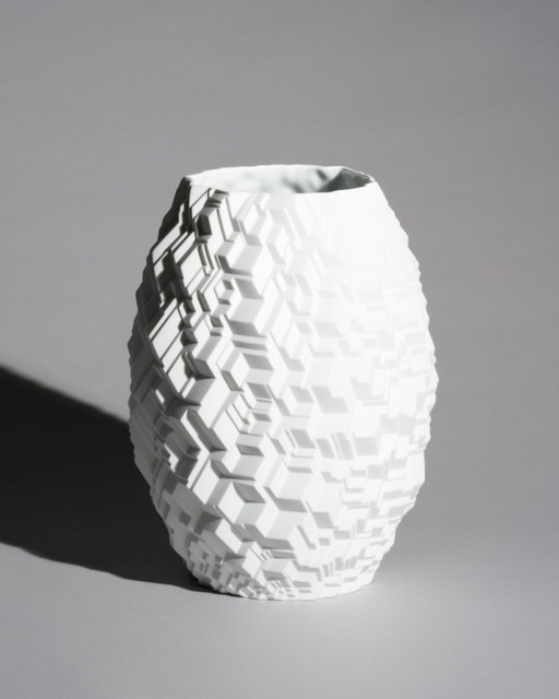 Vase d'artiste « Phi City » de Rosenthal, en porcelaine biscuit de Cairn Young, Allemagne, 2019