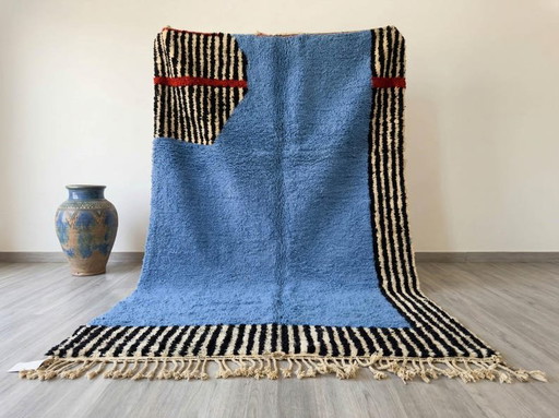 Prachtig traditioneel hemelsblauw vloerkleed 200/300cm