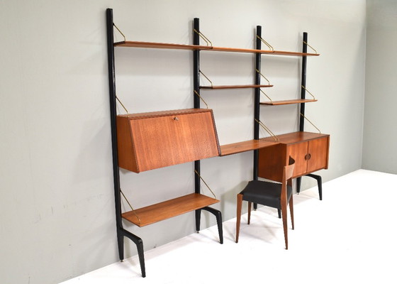 Louis Van Teeffelen Wandregal aus Teak und Messing für WEBE, Niederlande – um 1950 – Wandschrank, Wood (photo 8 of 10)