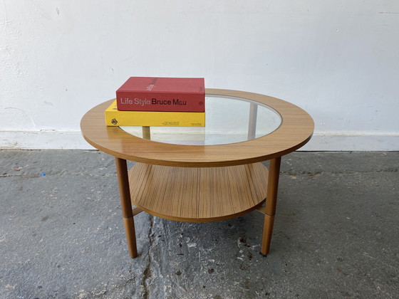 Image 1 of Mid Century Modern Runder Couchtisch von Schreiber
