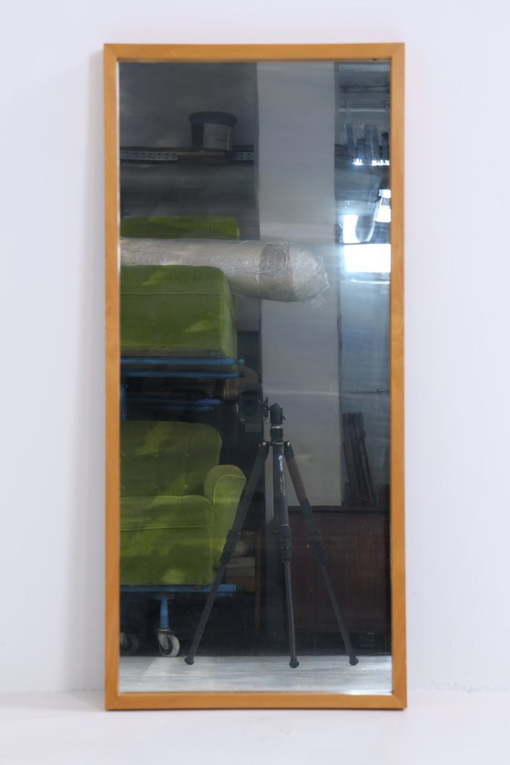 Image 1 of Vintage Spiegel 60s | Mid Century Hangende Spiegel Hout Retro Schuin Vintage #06-06