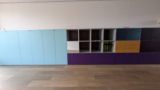 Modulare Aufbewahrungsschrank in mehreren Farben, Kunststoff, Holz, Blau, Modern (Foto 10 von 12)
