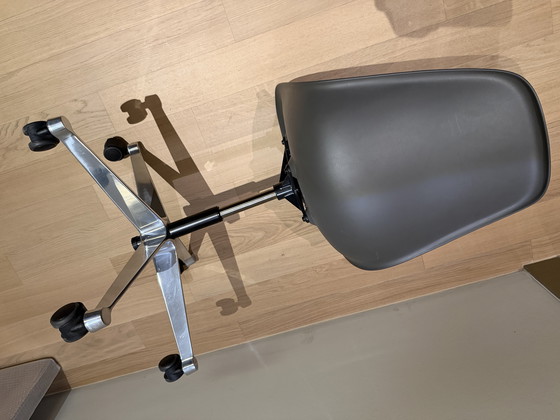 Image 1 of Vitra pscc bureaustoel grijs